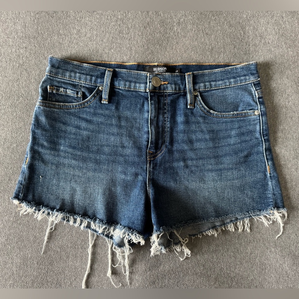 Hudson Los Angeles frayed cutoff denim‎ jean Gemma shorts women’s sz 28